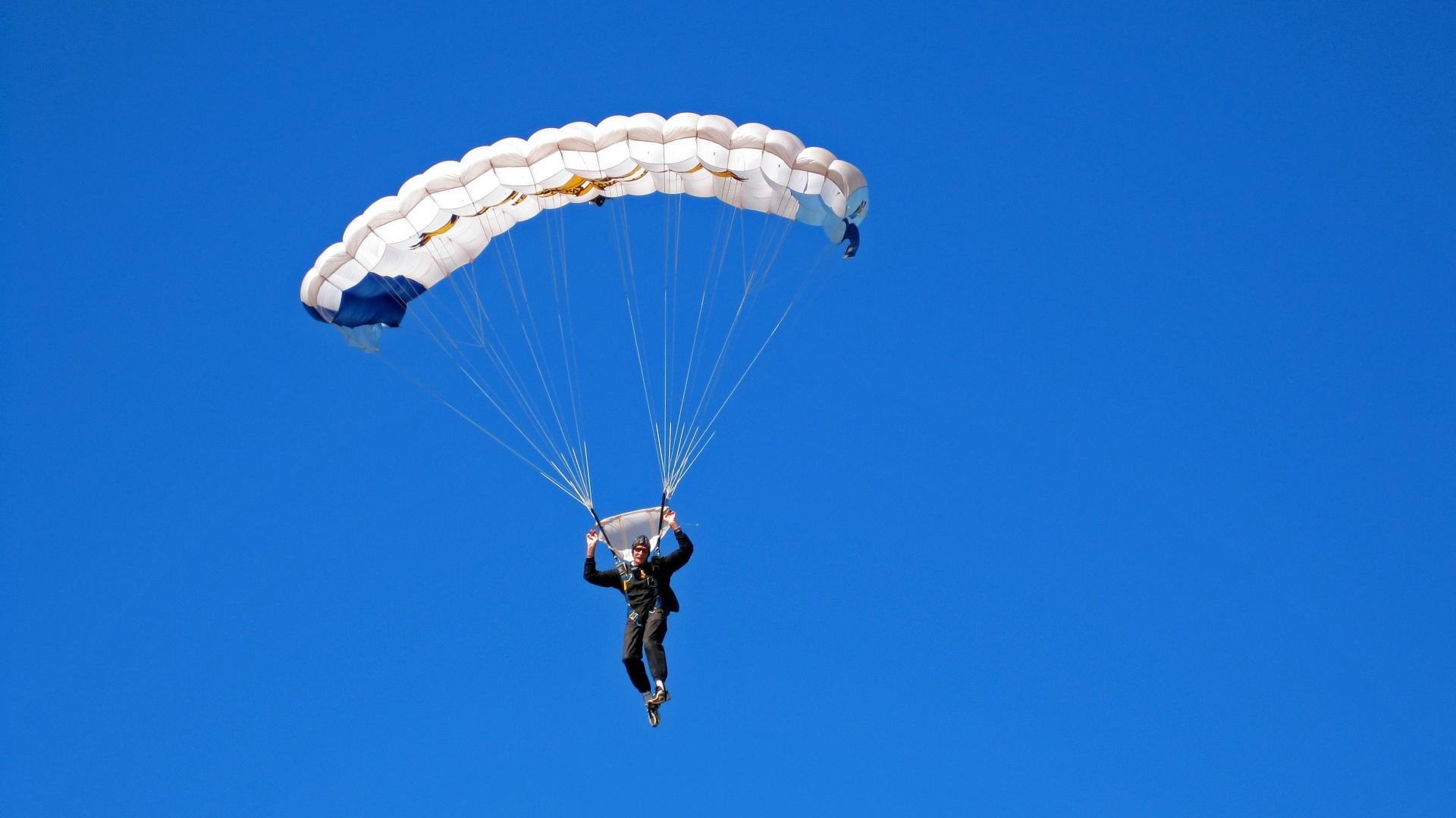 开云体育首页-【自动吹哨系统】让比赛公平公正的背后有哪些争议？，自动吹气装置的制作方法