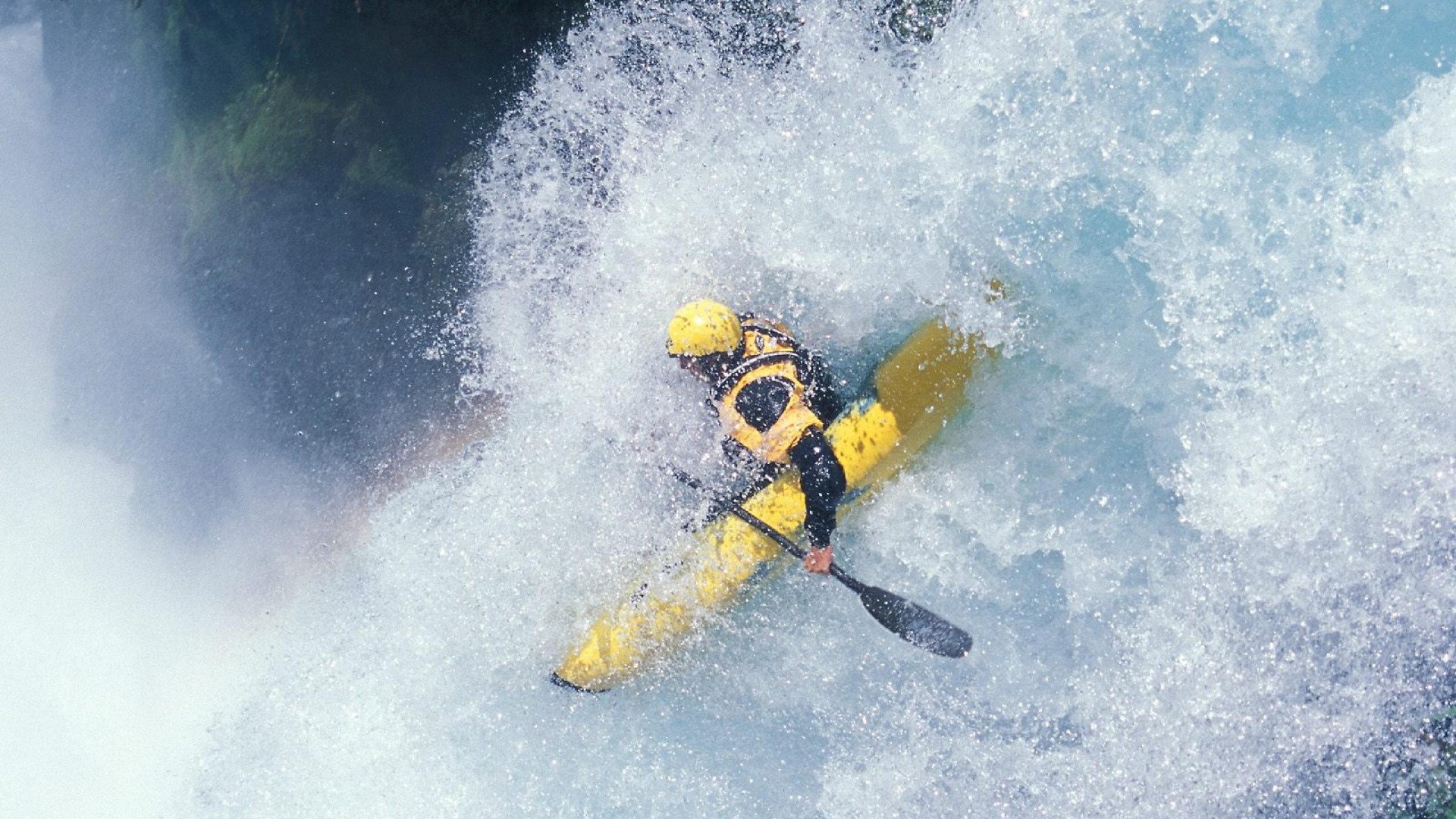 特斯拉F1赛道全新布局揭秘，特斯拉赛车